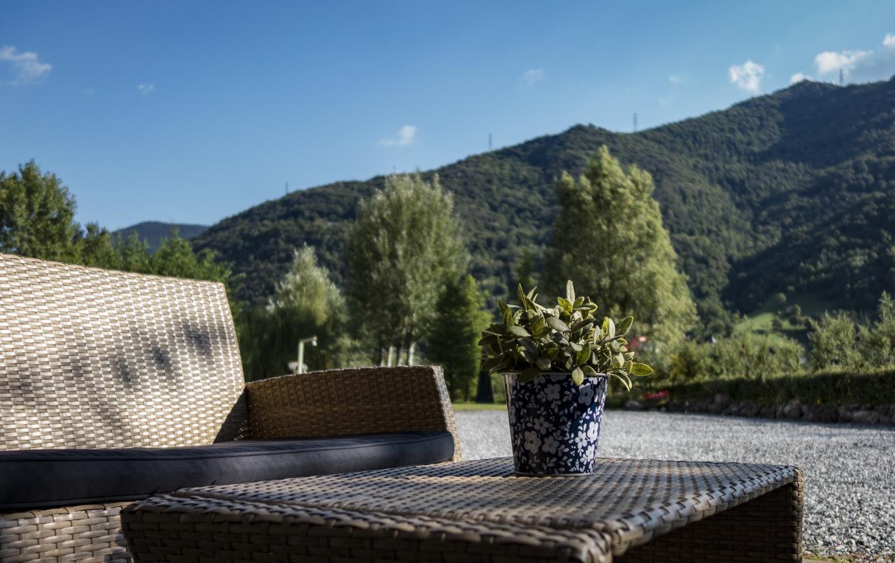 Albergo La Romanella Spinone Al Lago ภายนอก รูปภาพ